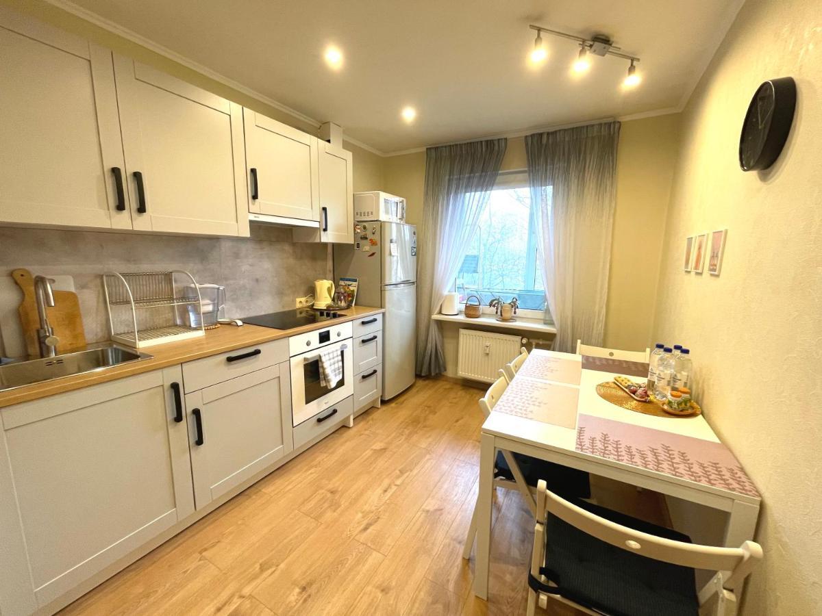 Cozy Lielvardes, Free Parking, Self Check-in Appartamento *